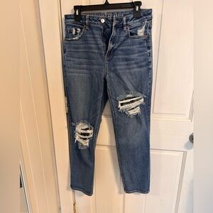 Women’s American Eagle jeans
